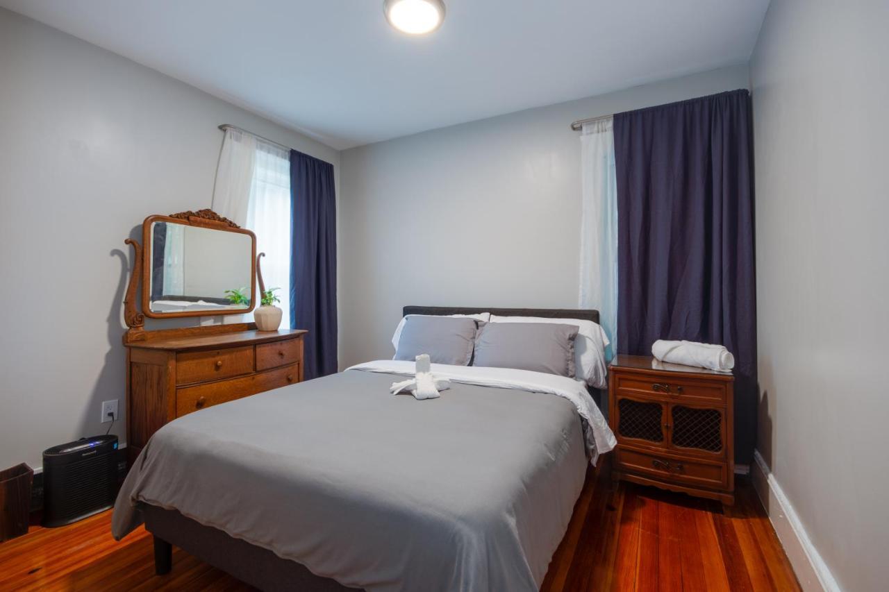 Three Bedroom Apartamento