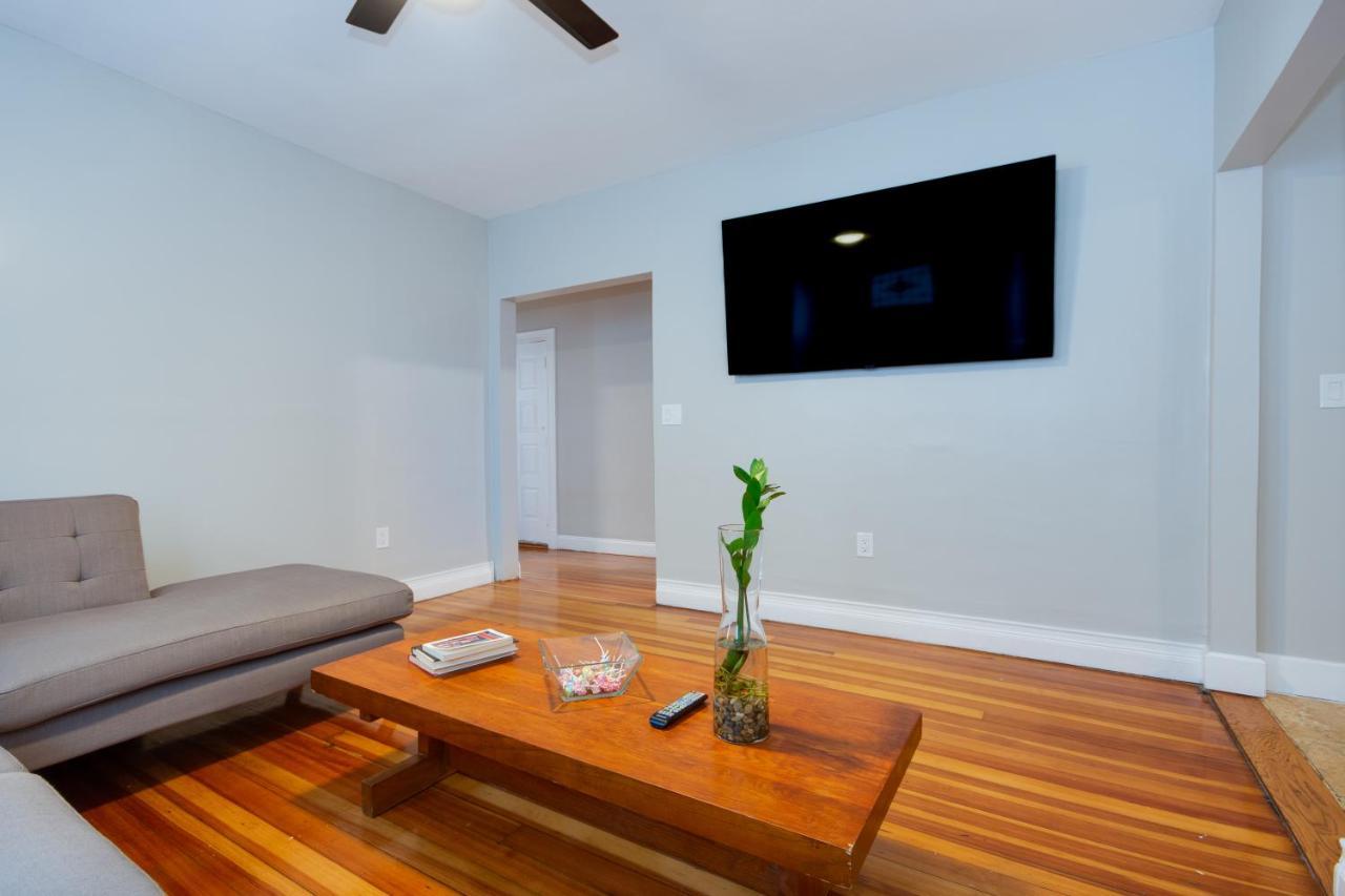 Apartamento Three Bedroom Boston